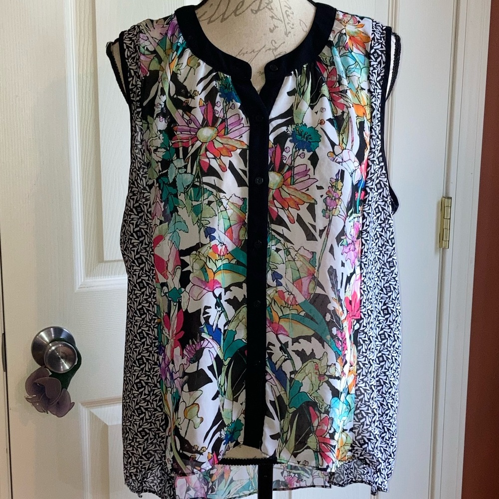 Nicole Miller Lightweight Semisheer Dark Floral Sleeveless Blouse Top XLarge